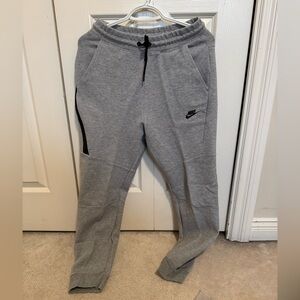 Nike Tech Fleece Sweats